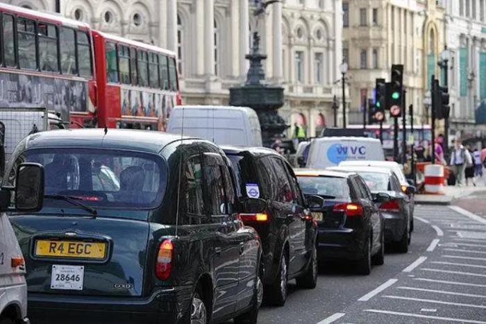 英首相下令审核伦敦超低排放区计划！最严新规有反转？