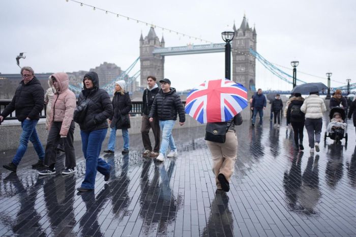 英国1月通胀率涨至10个月新高